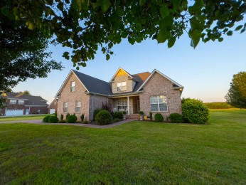 Exterior-132-North-Point-Dr-Shelbyville-TN-Real-estate-11