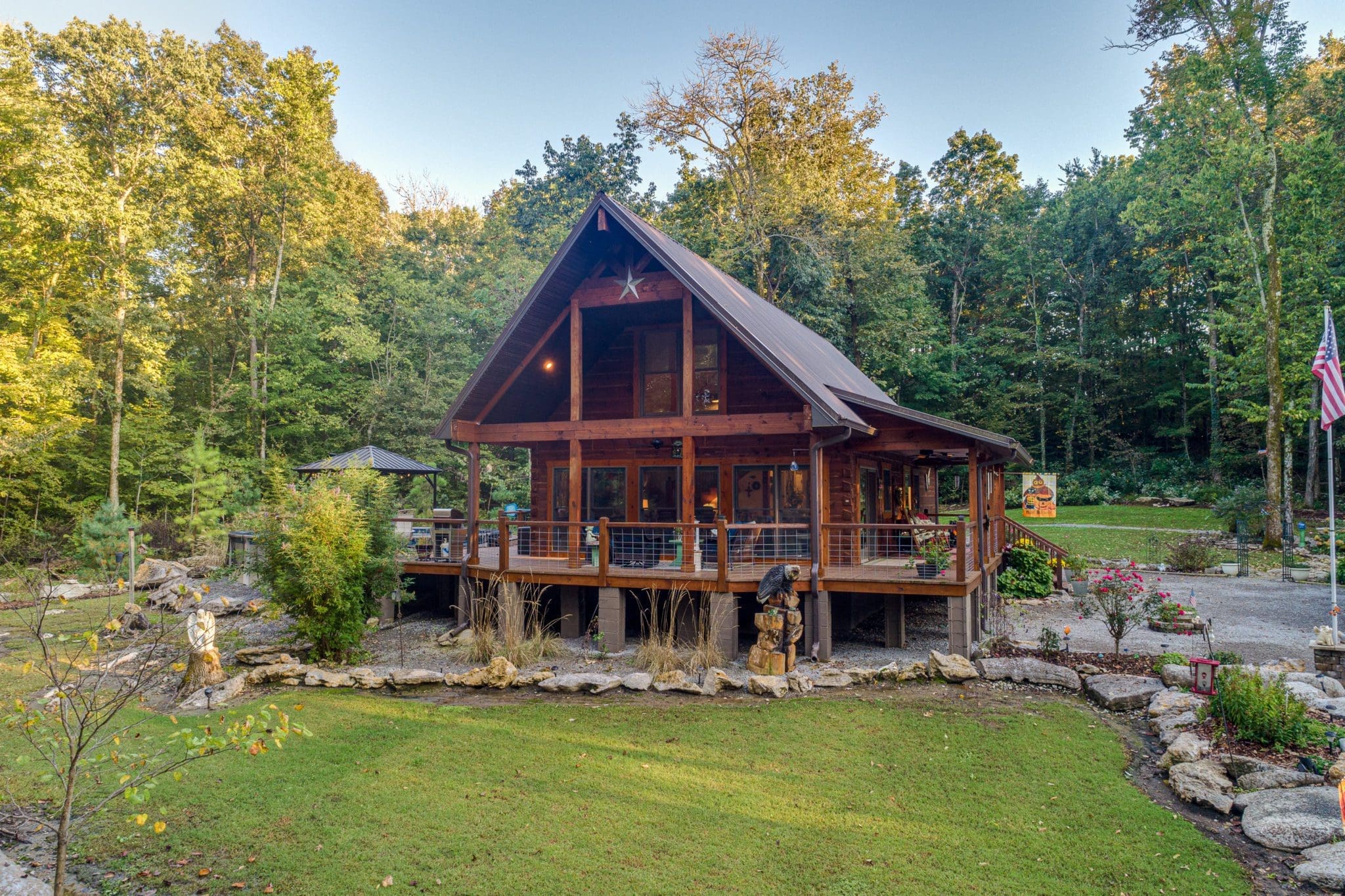 1155 Pickle Road | Home + Acreage